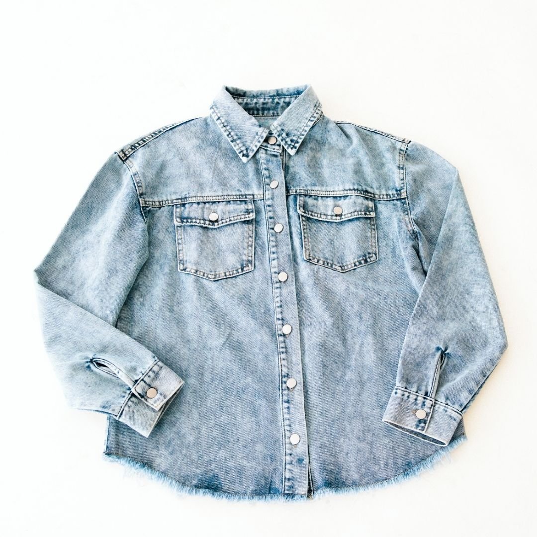 Nova's Blue Raw-Hem Denim Jacket – Women