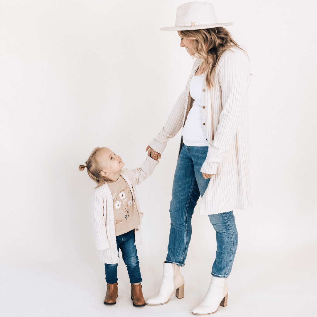 Nova's Grown In Love Floral Tee – Child