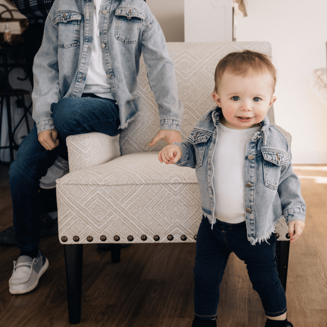 Nova's Blue Raw-Hem Denim Jacket – Infant